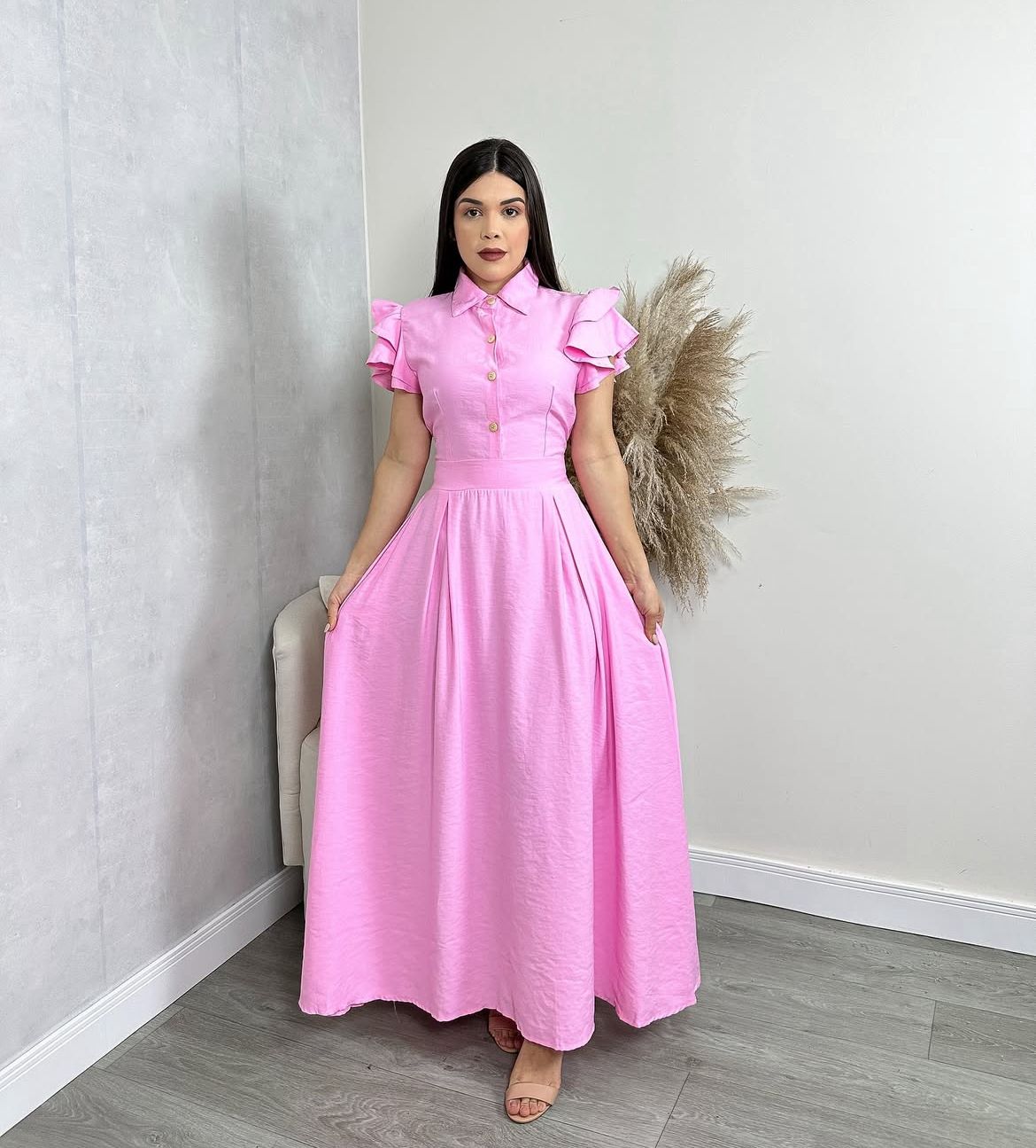 Vestido Longo Feminino com Botões Frontais